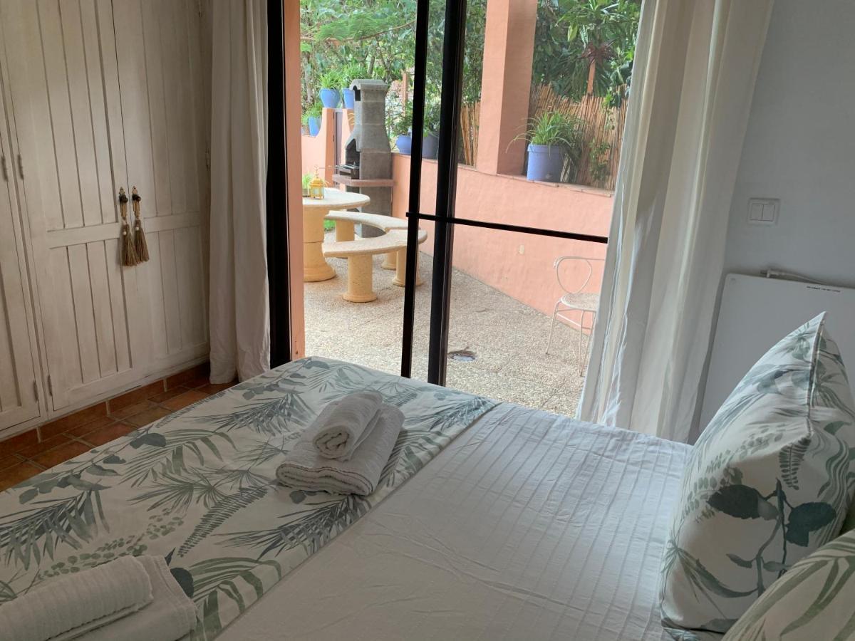 Apartment La Pena Rojo Wifi Тарифа Екстериор снимка